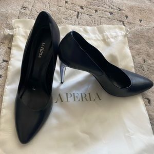 La Perla pump